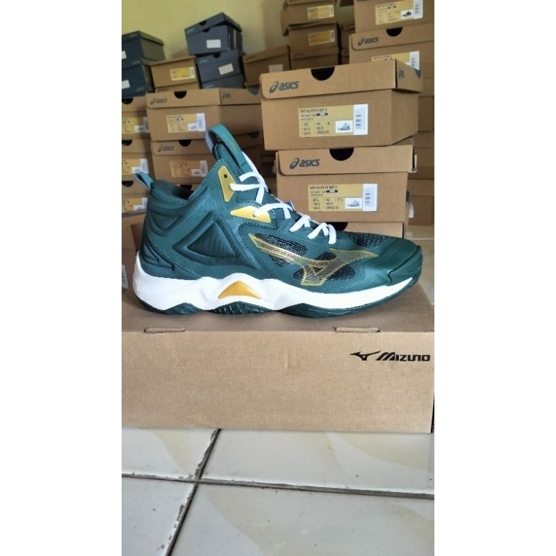 Mizuno Wave Momentum3 Mid