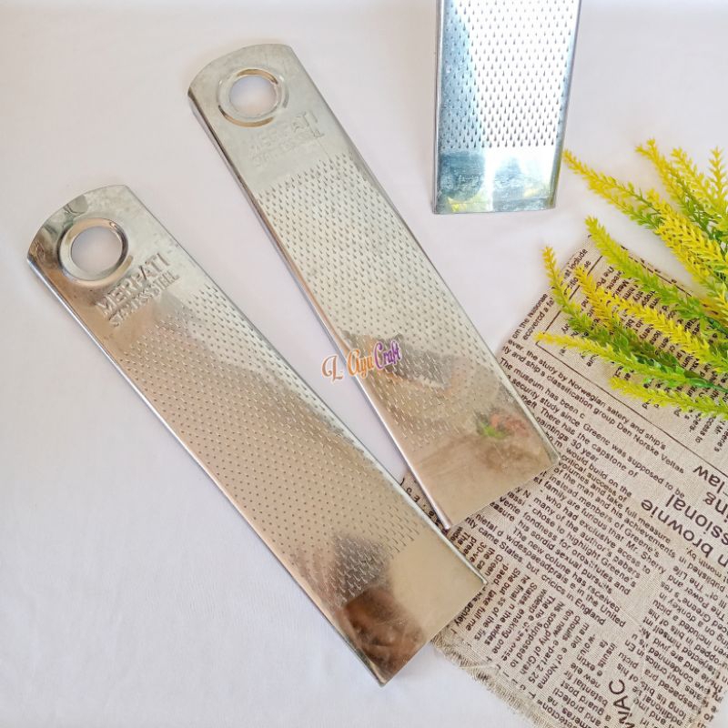 L-AYUCRAFT Parutan kelapa stainless