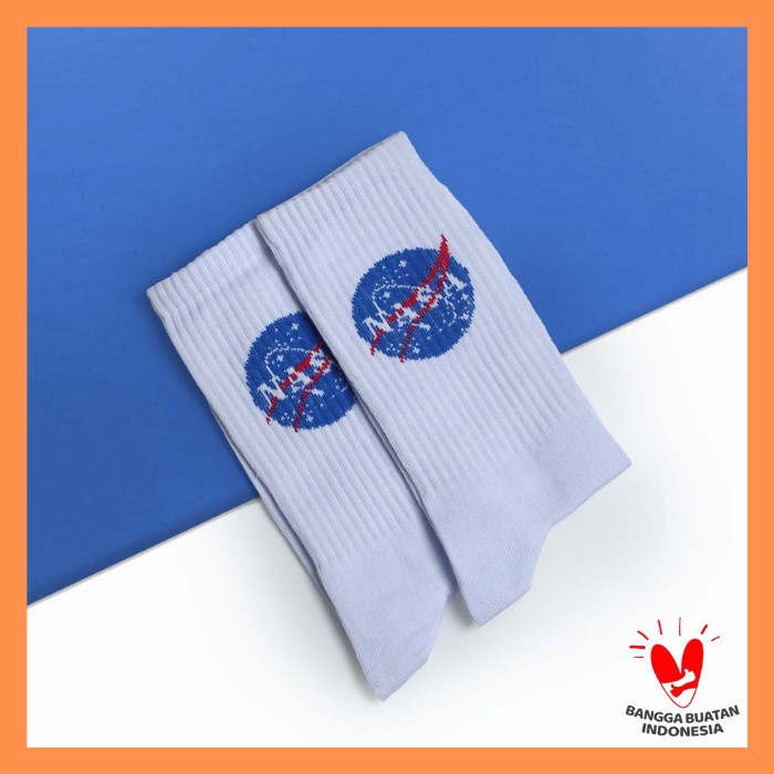 Kaos Kaki Panjang Pria Putih Polos Motif Nasa Kaos Kaki Casual Socks