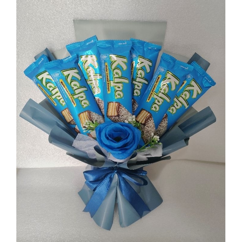 

Buket Snack Kalpa with Flower Kado Ulang Tahun/Wisuda/Anniversary