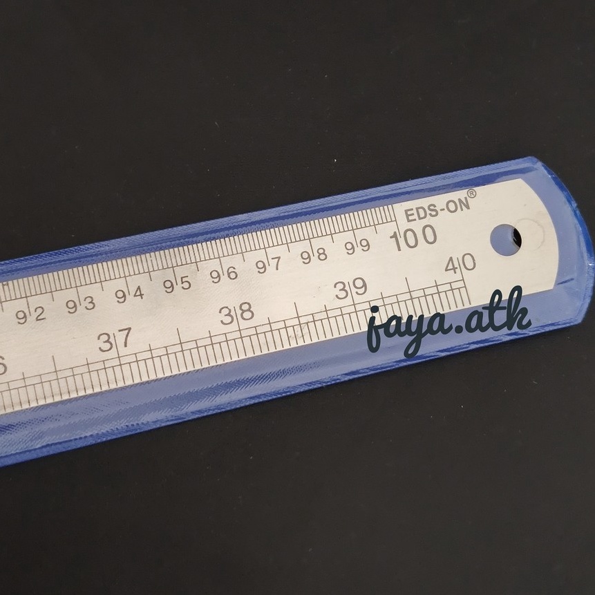 

KI3 PENGGARIS BESI 1CM MISTAR BESI 1 CM STAINLESS STEEL RULER 1 CM