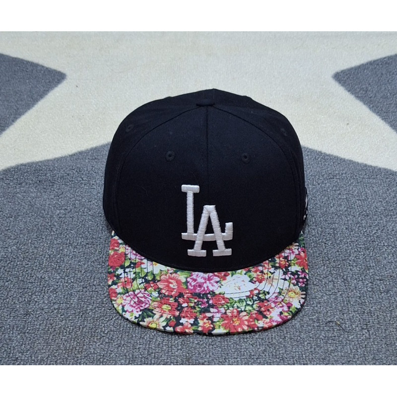 Topi MLB LA Hitam Black Floral Preloved 2nd seken sekon secon pl bekas ori