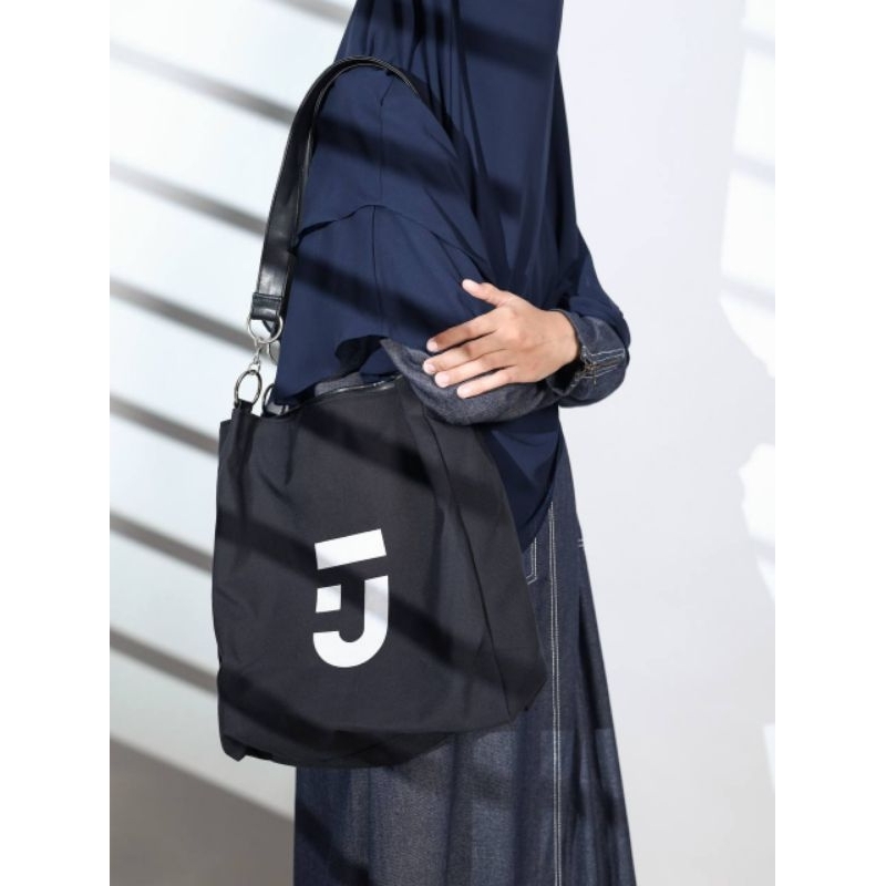 Totebag denim black By Fameeya