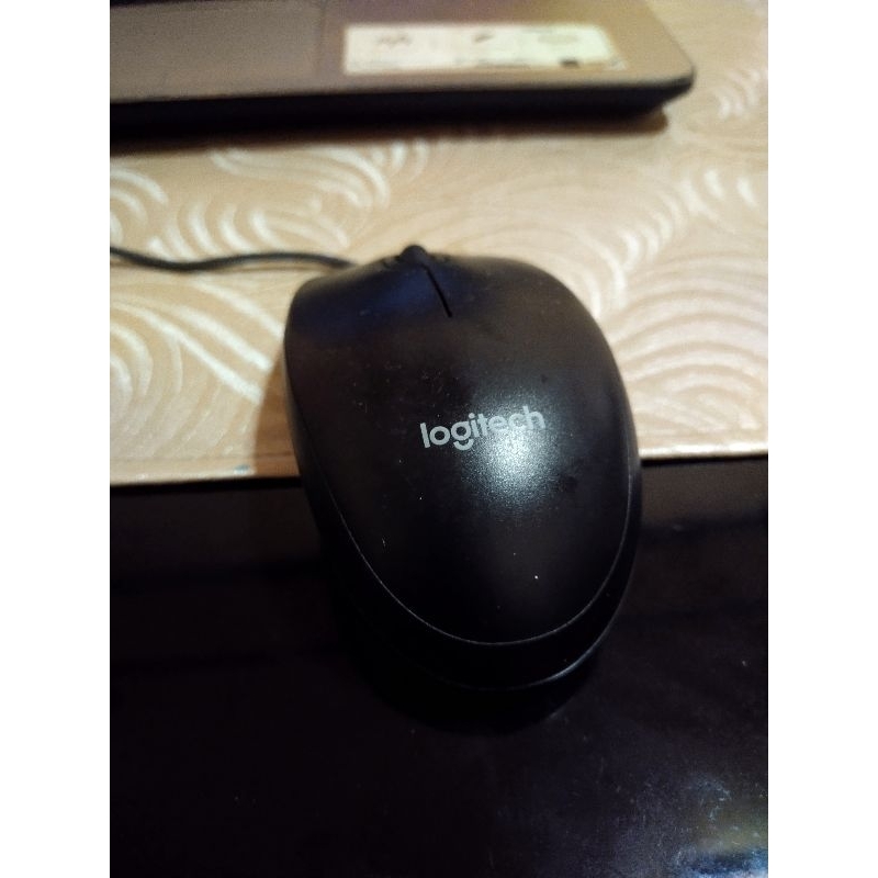 Logitech m90