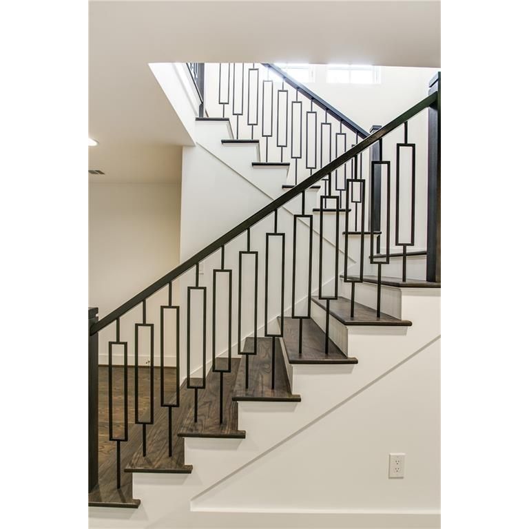 RAILING TANGGA MINIMAMLIS DAN MOTIF MURAH HARGA PER METER