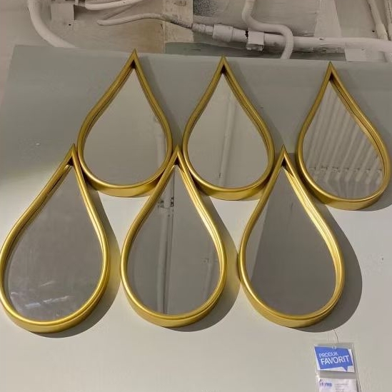 HIASAN DINDING CERMIN INFORMA