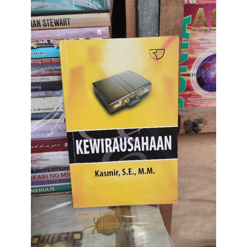Kewirausahaan. karangan Kasmir S. E. M. M