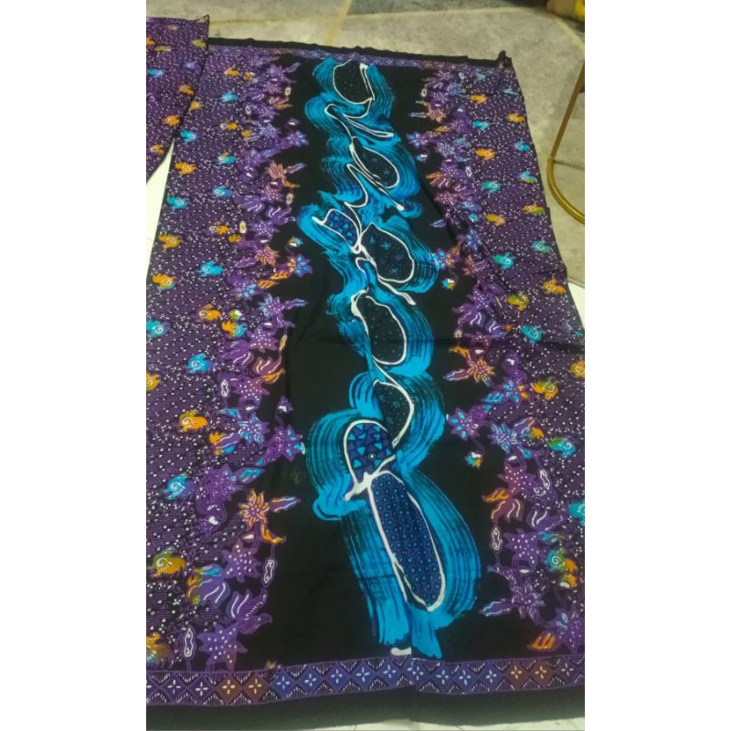 Bahan batik kabupaten Tangerang ayam wareng abstrak