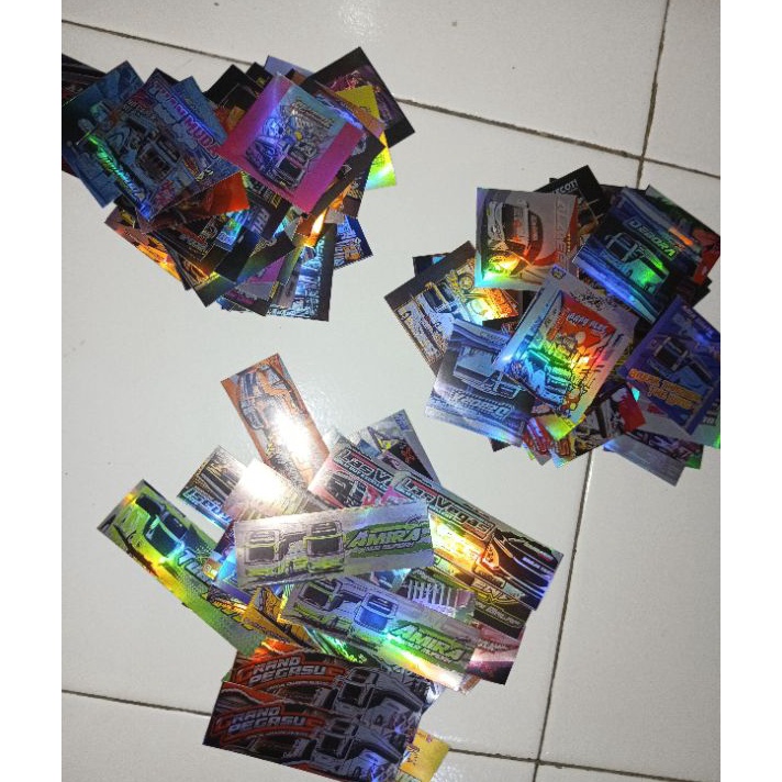 

KP8 STIKER BUS MANIA HOLOGRAM isi 54pcs