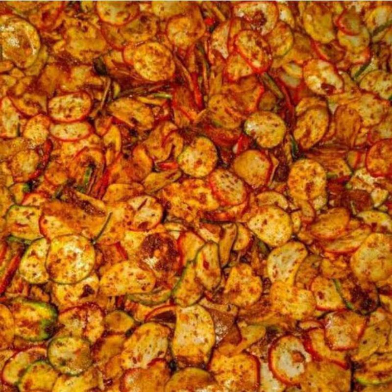 

KERUPUK SEBLAK KENCUR DAUN JERUK SEBLAK BANTENG PEDAS