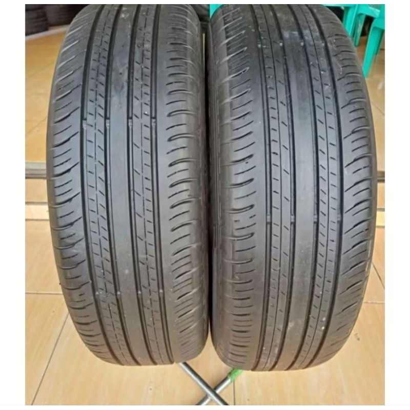 Ban Mobil Copotan Ring 16 Ukuran 215/65 R16 Merek Dunlop Second Tubles