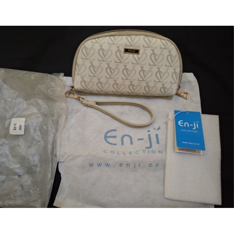 Preloved Dompet/ Enji clutch / Dompet Enji / Pouch En-ji/ Ryuha En-ji Ara Parfum  Dominant