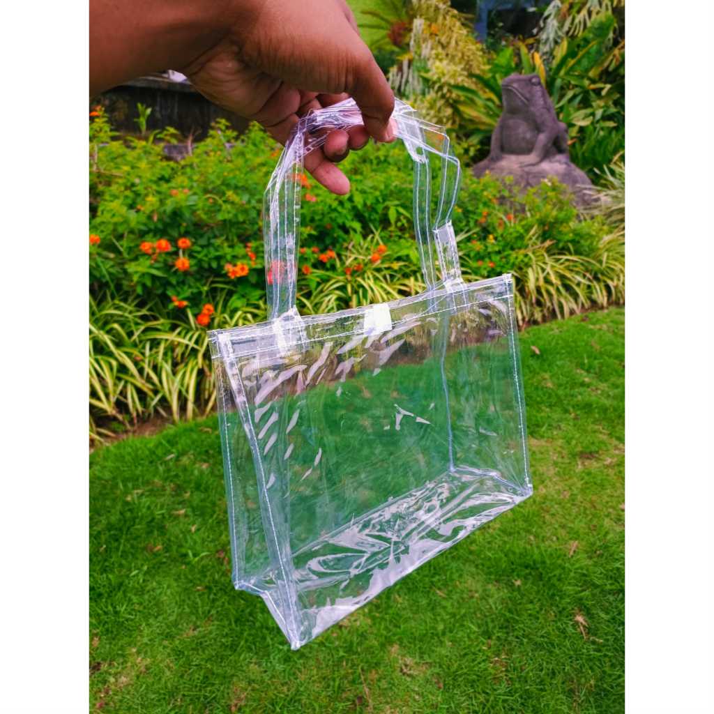 

17,5x13x6 Mikhayla Bag Wisuda / TAS TOTE MIKA HAMPERS MINI SIZE,Hand Bag Mika bening / TAS SOUVENIR NATAL MIKA READY STOCK HAMPERS MERRY CHRISTMAS LANDSCAPE