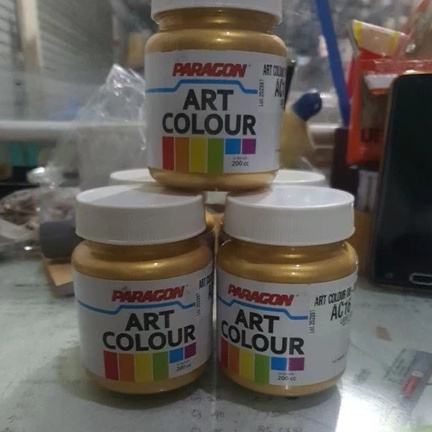 

KODE E6R CAT EMAS POSTER KAIN GABUS SPON DEKORASI KERTAS PATUNG STEROFOAM ORNAMEN GOLD PARAGON ART COLOUR