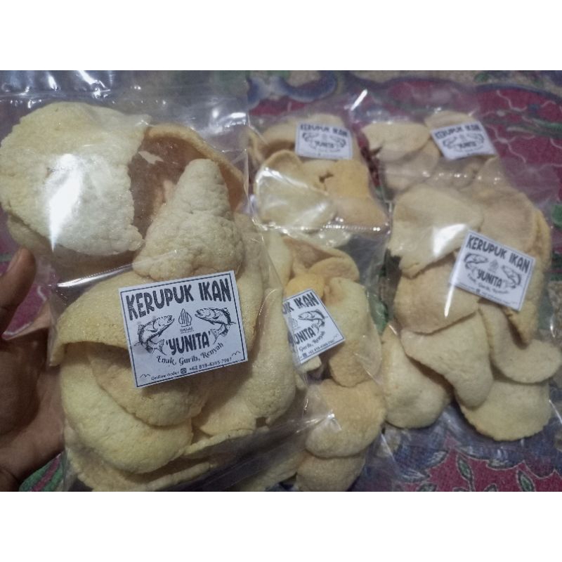 

Kerupuk Ikan Payus - Matang