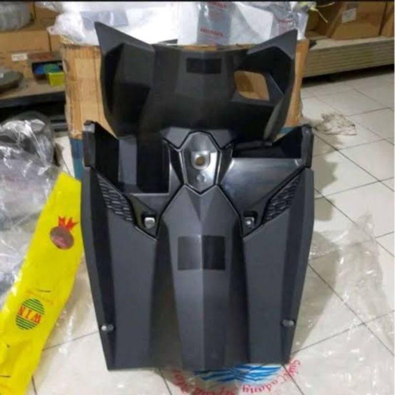 WIN - Cover Inner Lower Dashboard Vario 125 150 LED 2015 - 2017