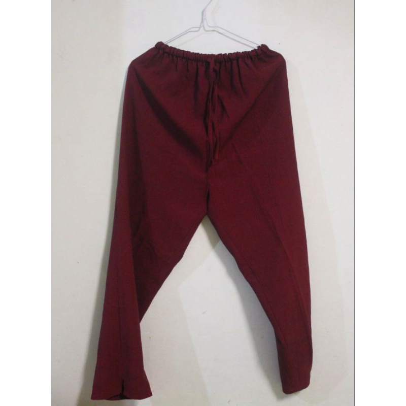 preloved celana hamil St Yves merah