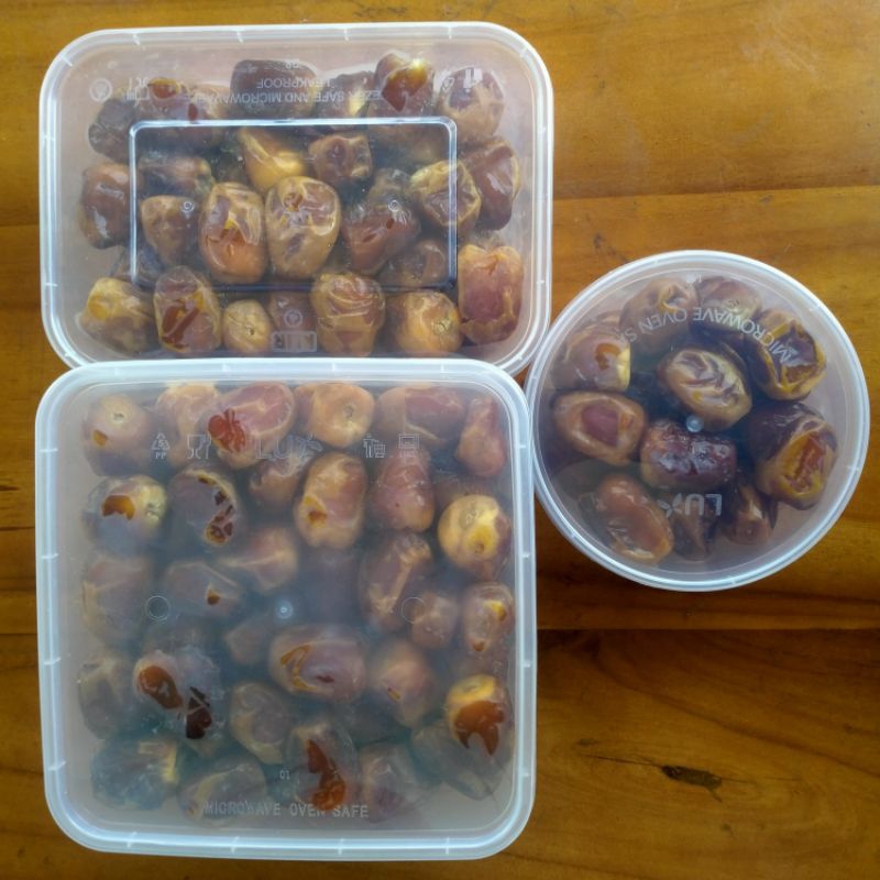 

KURMA SUKARI PASURUAN KEMASAN 1 KG , ½ KG / 500 GRAM , ¼ KG / 250 GRAM