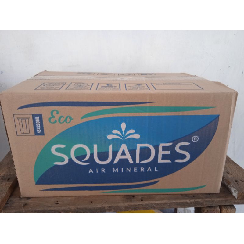 Squades air mineral gelas 200ml