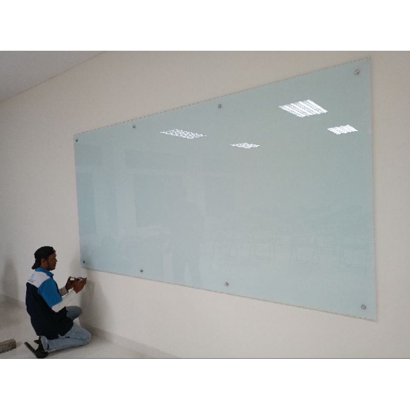 

papan tulis kaca glassboard 5mm 240x120