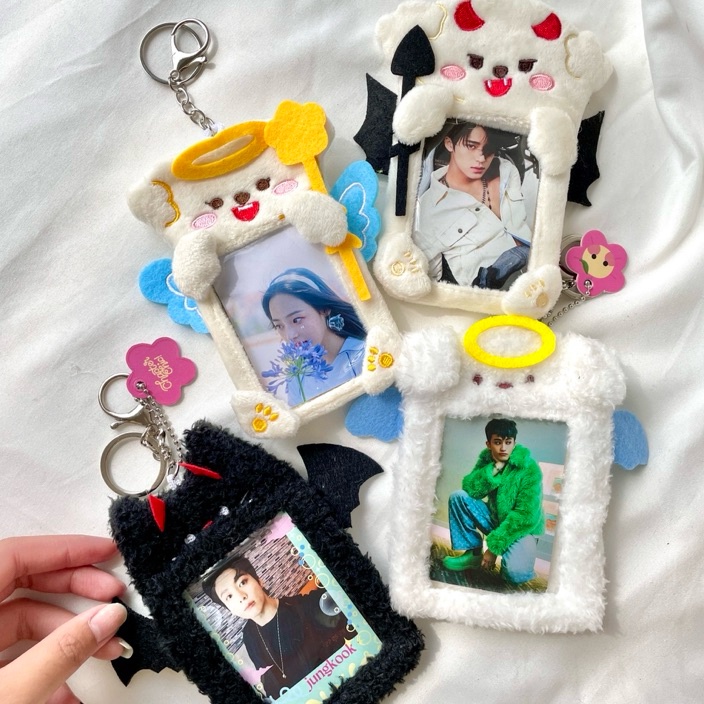 

PRODUCT TERPOPULER Angel Devil Photocard Holder Boneka Poca Lanyard Kartu