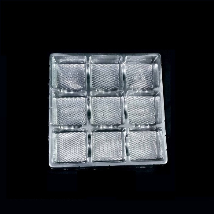 

5 Pcs Mika Puding Mini Sekat 9 Tray Mika Mochi Mooncake Mini 23x23 Cm Kemasan Kue Brownies Potong