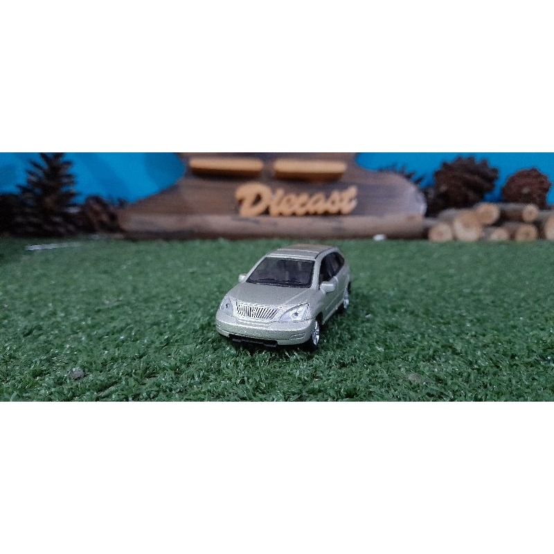 Diecast Miniatur Toyota Harrier Konami skala 1:50