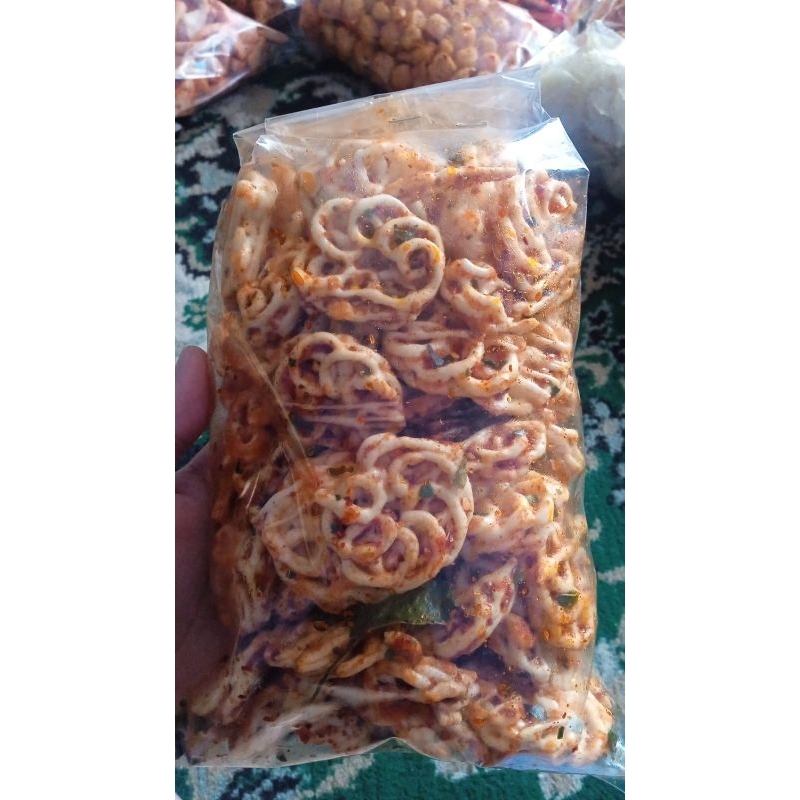 

kerupuk seblak pedas/ kerupuk seblak original