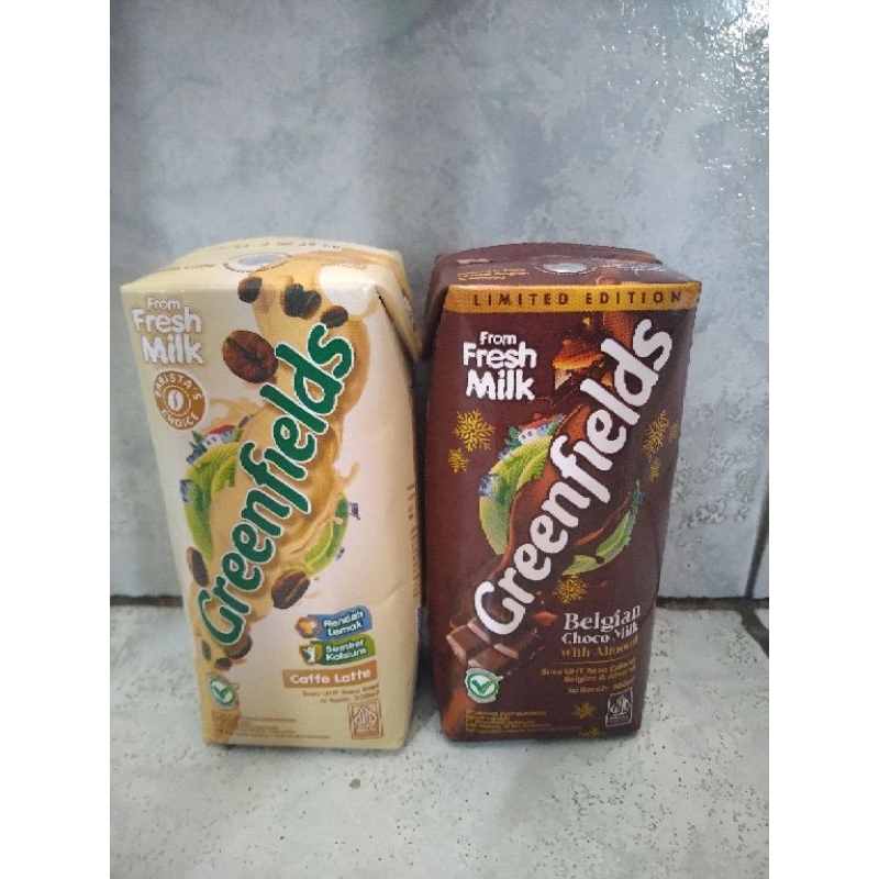 

susu greenfields 200ml belgian choco milk with almond/caffe latte