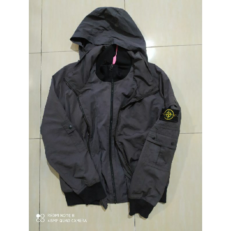 stoneisland