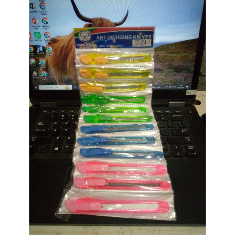 

( 12 Pcs ) CUTTER KECIL CUTTER KNIVES PISAU CUTTER SANGAT TAJAM