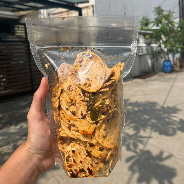 

BASRENG KOIN NAGIH DAUN JERUK KRIUK KRISPI GURIH
