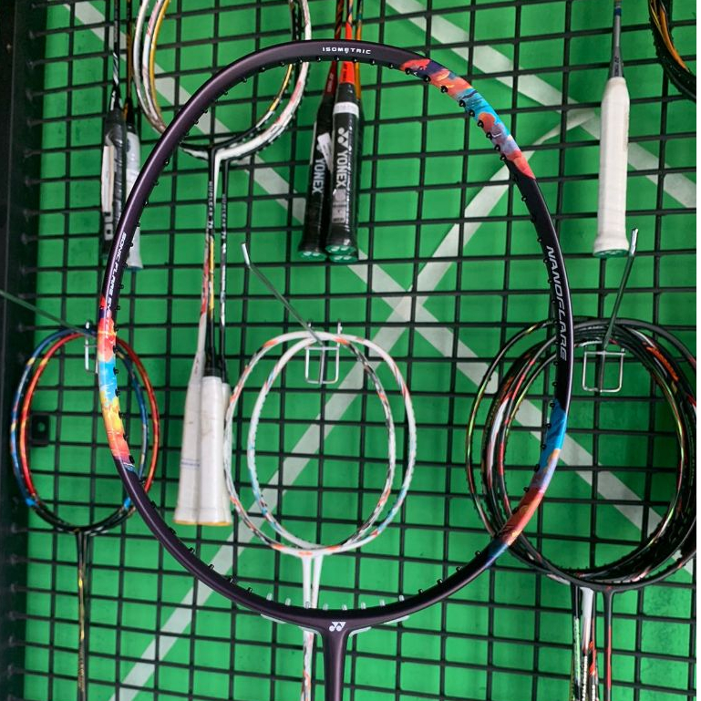 Raket Yonex Nanoflare 700 PRO Seri JP