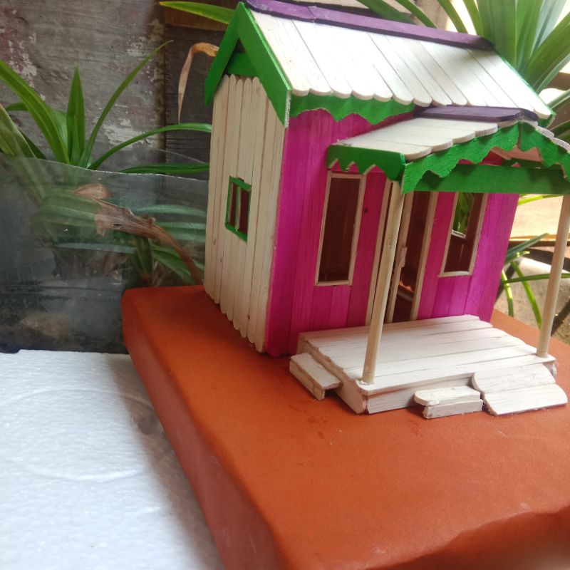 Rumah Adat Dari Stik Es Krim