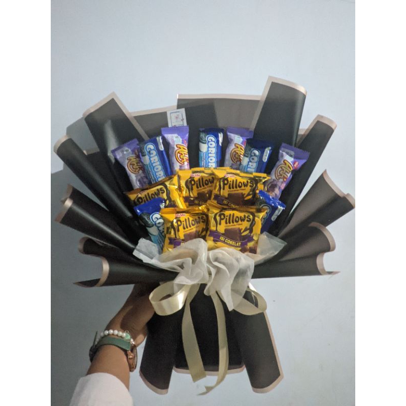 

bucket snack (isian bisa reques)