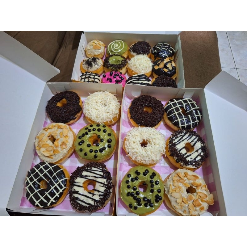 

DONAT MIX TOPPING