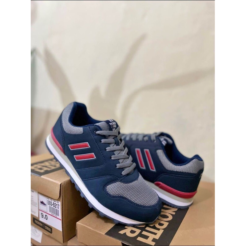 Sepatu Sneakers Pria North Star
