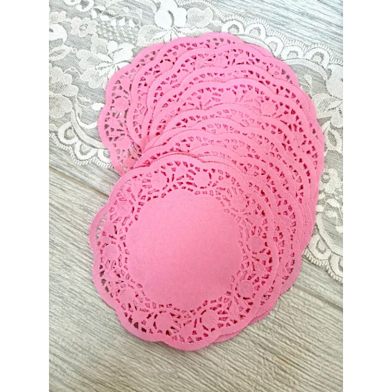 

Kertas Doilies Pink 4,5 Inch, Per Set isi 10 Lbr