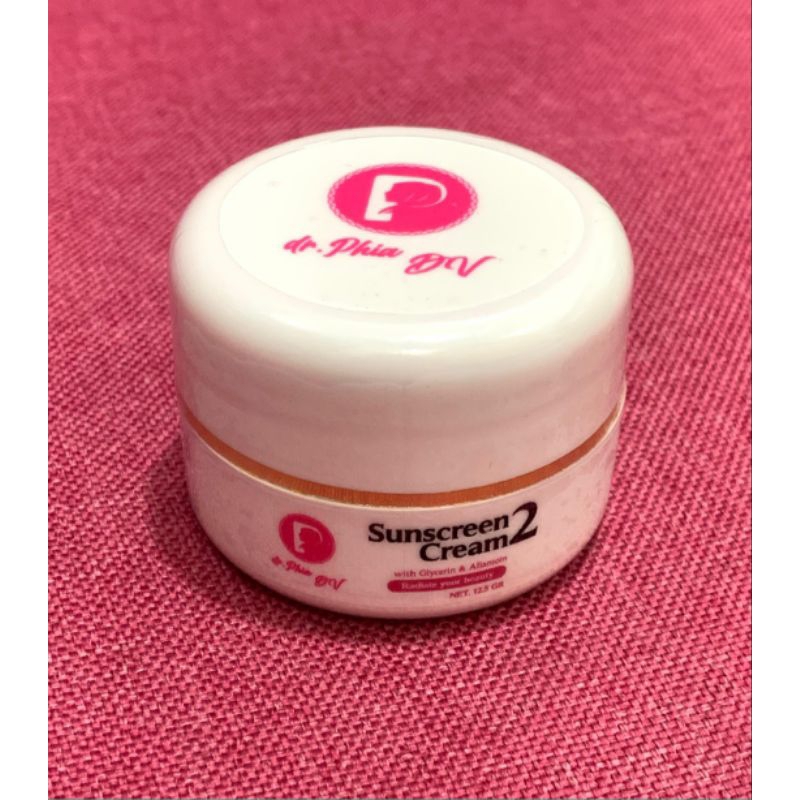Sunscreen Cream 2 - Phia Skin Clinic