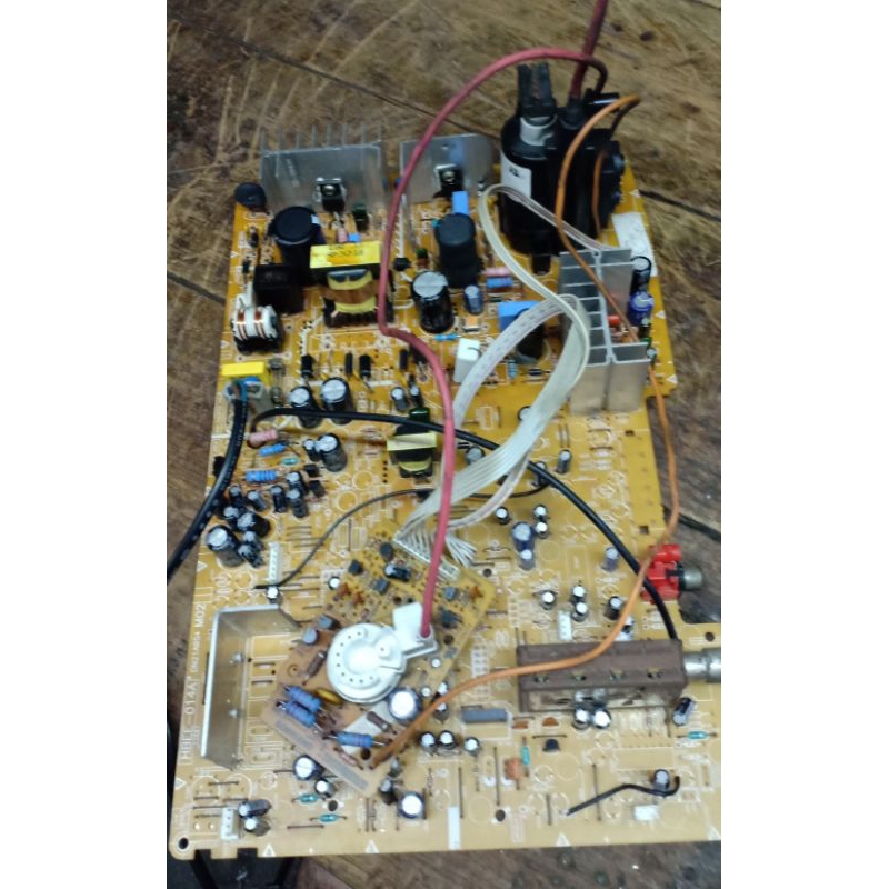 mesin tv tabung Polytron U SLIM 21"normal