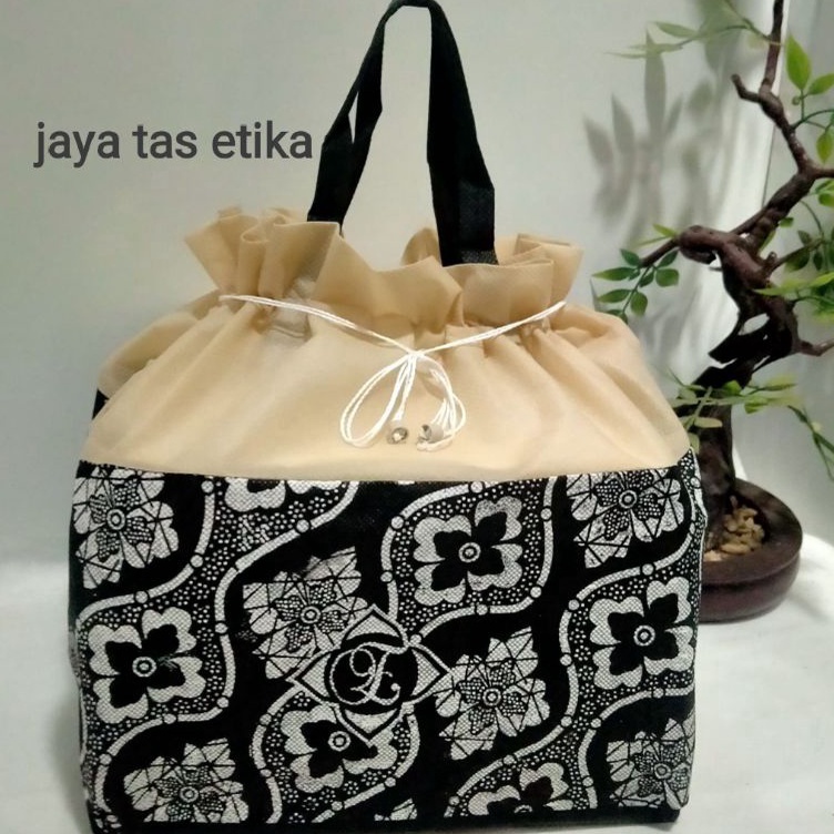 

Pasti Diskon tas hajatan batik elegan 222 harga per lusin isi 12 psc