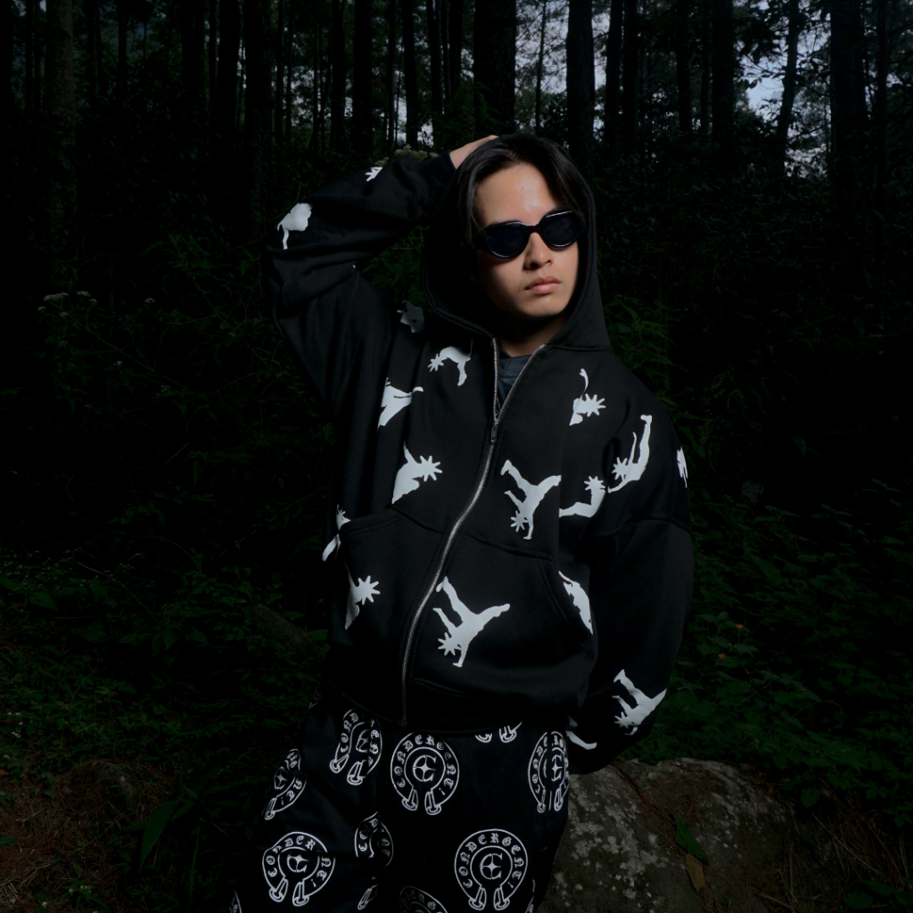 Convergent Boxy Zip Hoodie Keen - Black Hoodie Pria wanita unisex