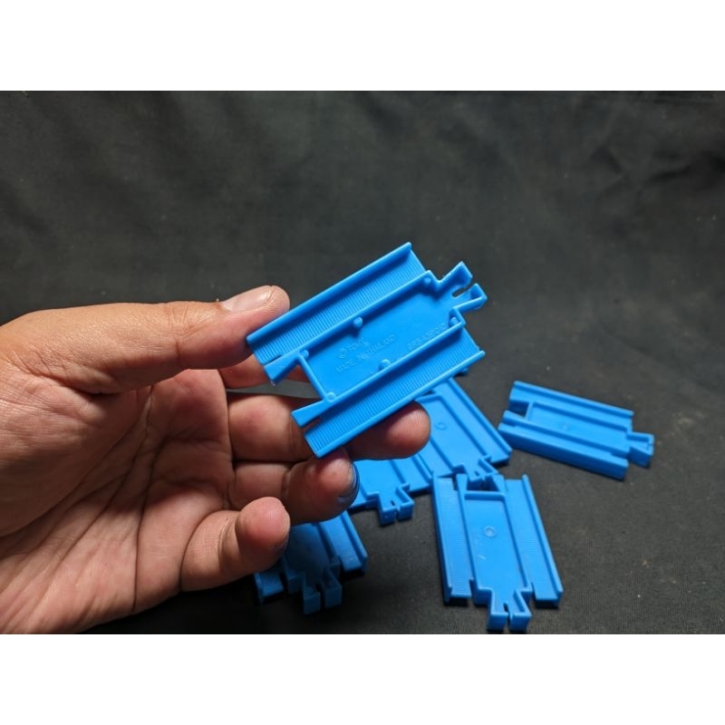 Rel Takara Tomy R-20