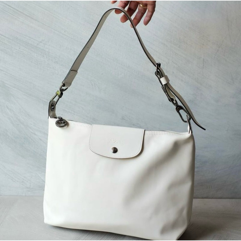 LONGCH*MP LGP Cuir Xtra Hobo M Ecru NEW SALE