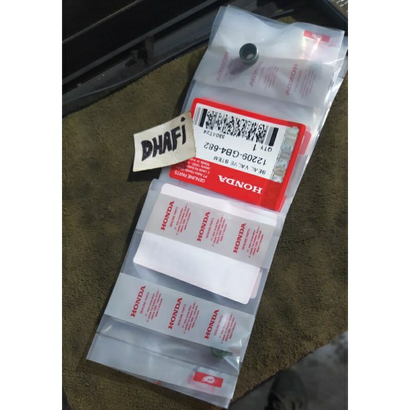 SIL KELEP SEAL KLEP ORI AHM HGP HONDA SUPRA. GRAND KARISMA REVO BEAT VARIO SCOOPY 12209-GB4-682 ORI 