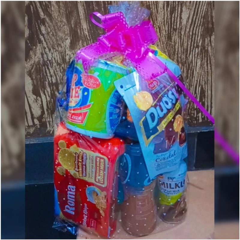 

Paket premium Snack parcel bingkisan hadiah souvenir ulangtahun anak