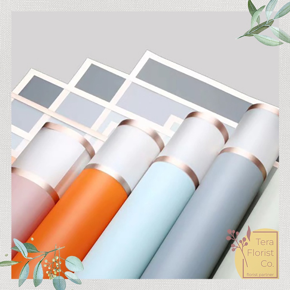 

Baru Termurah 2 Lembar Cellophane Double Gold Frame Buket Bunga Korean Kertas Waterproof Ori Sinowrap Flower Wrapping Paper Calor Kado Tera Florist