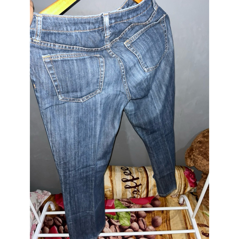 preloved jeans cutbray