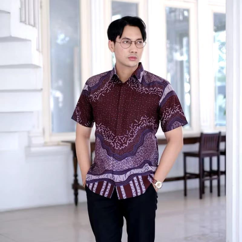 MOTIF USMAN Kemeja Batik Pria Slimfit Lengan Pendek Lapis Furing