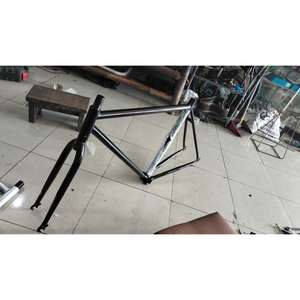 FRAME FIXIE LOKAL 700C HITAM/PUTIH/SILVER